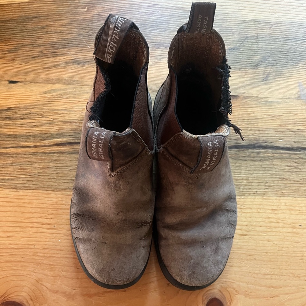 Blundstone Brown Leather Chelsea Ankle Boots